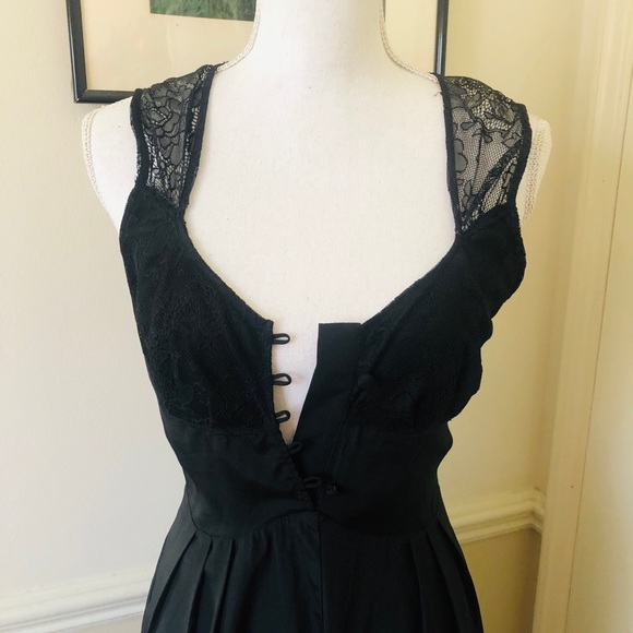 Urban Outfitters Black Jumpsuit - Picture 5 of 15